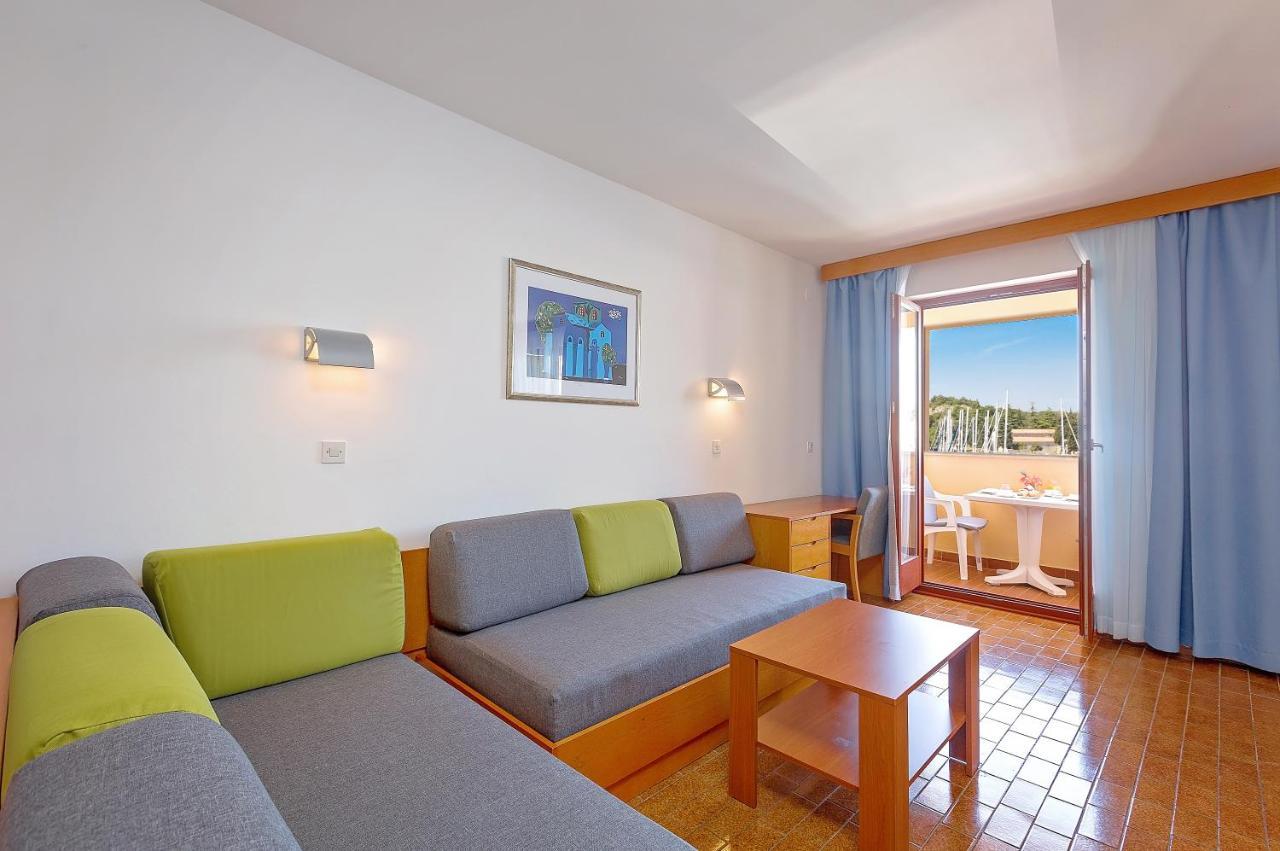 Maistra Select Riva Apartments Врсар Номер фото