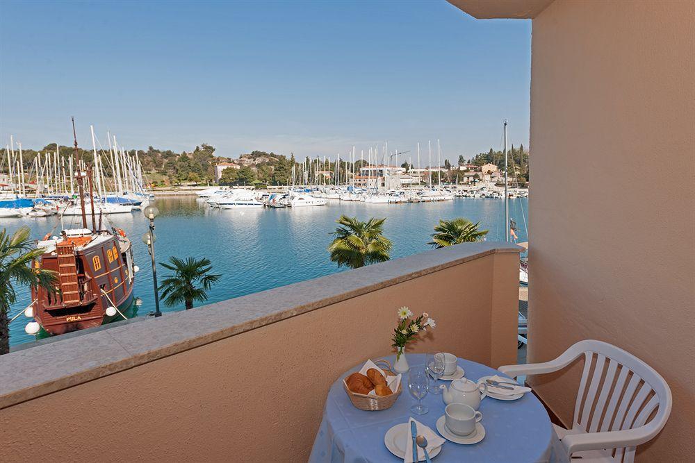 Maistra Select Riva Apartments Врсар Экстерьер фото