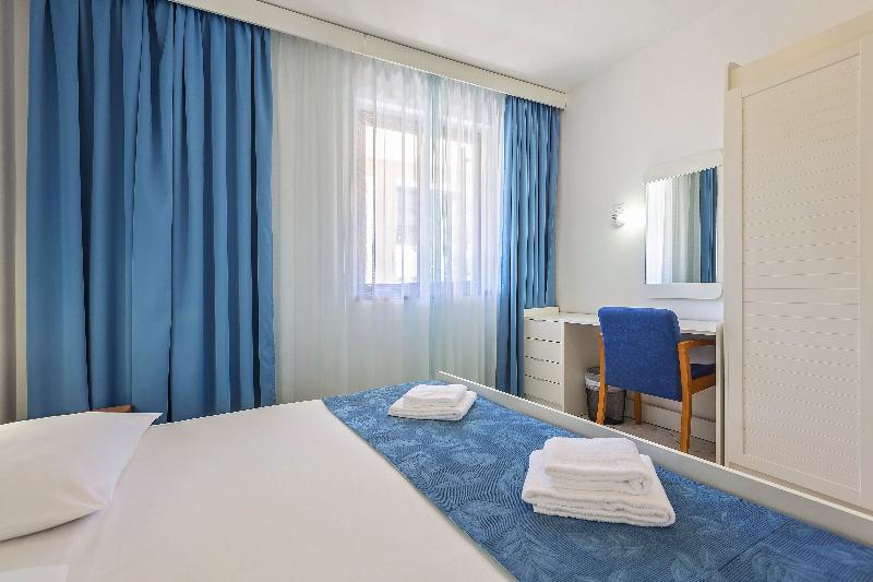 Maistra Select Riva Apartments Врсар Экстерьер фото